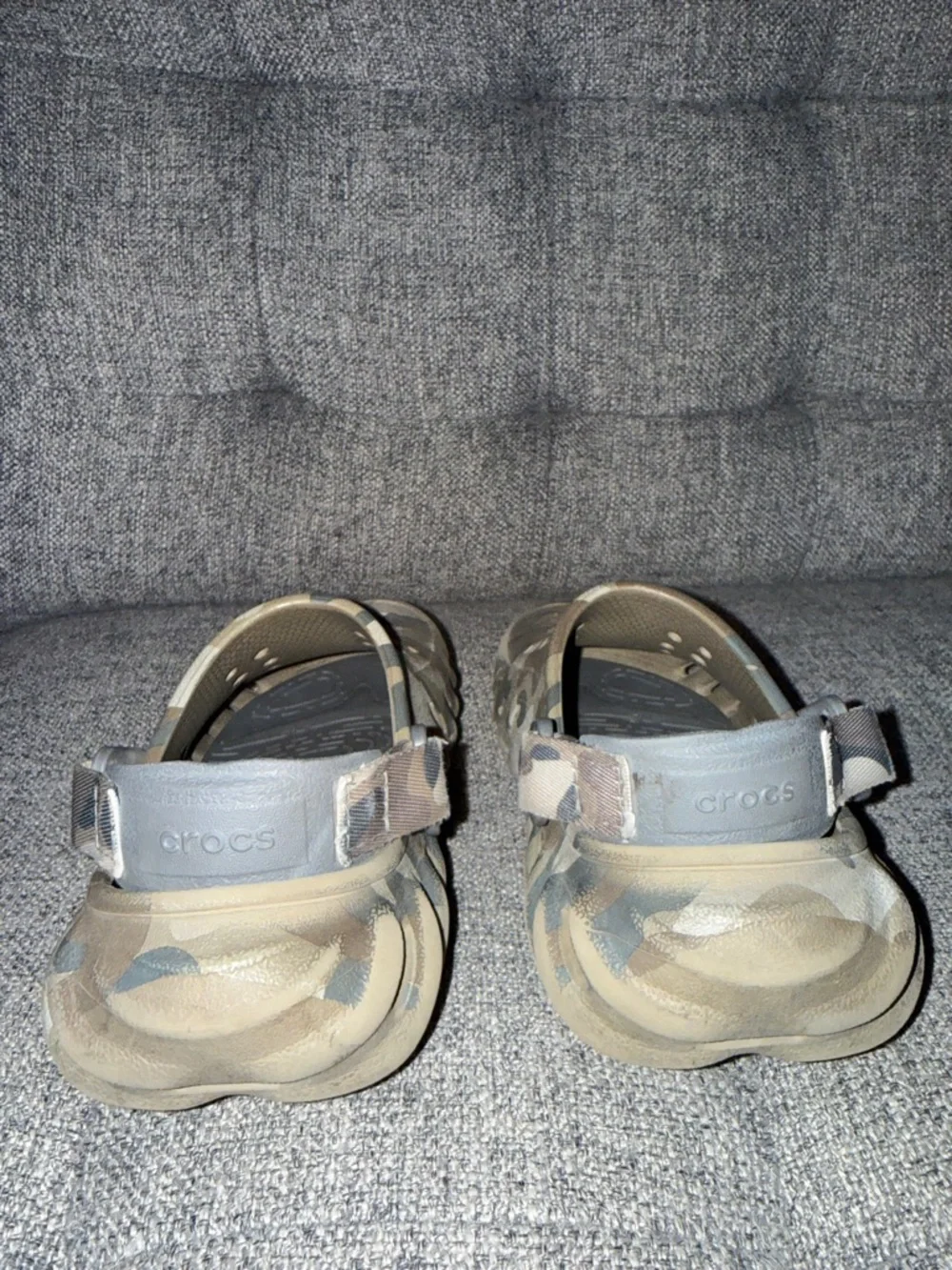 Crocs echo duck camo clogs kids size 1